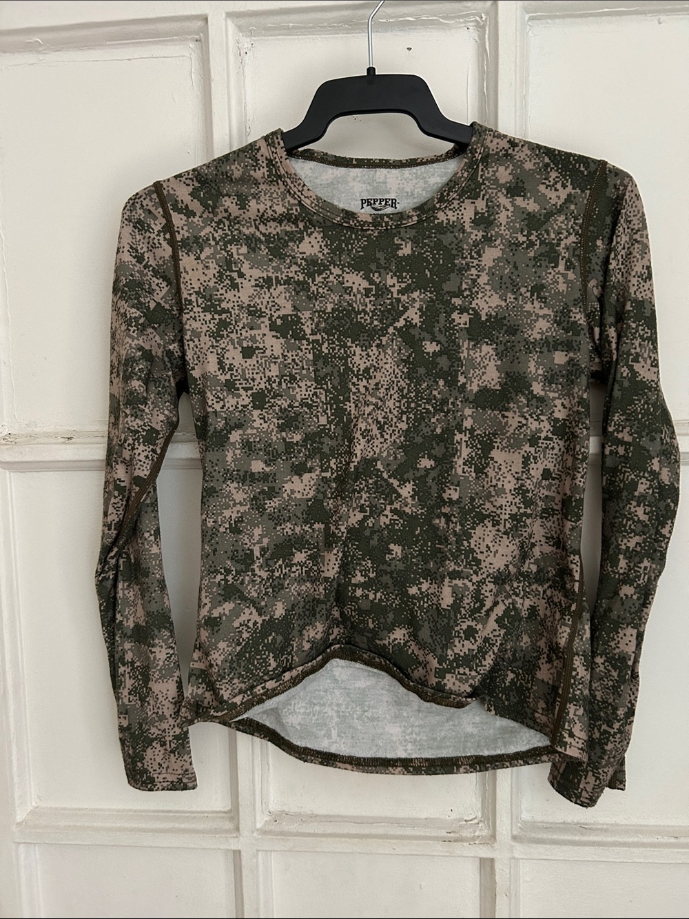 Kids' Long Sleeve Camo Tee in Green